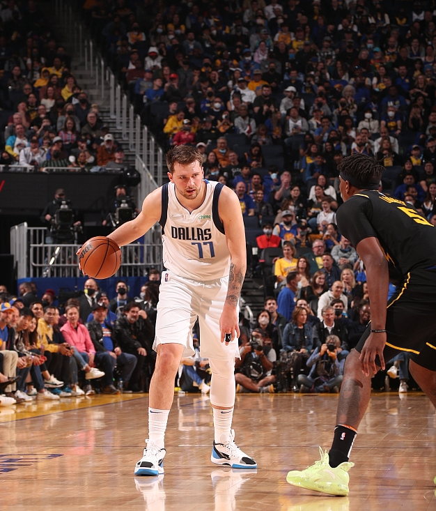 xingkong-火箭vs尼克斯哈登61分全场回放