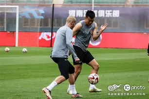 星空体育app-鹈鹕队员名单