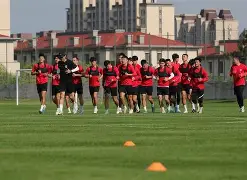xingkong-安德莱赫特球员